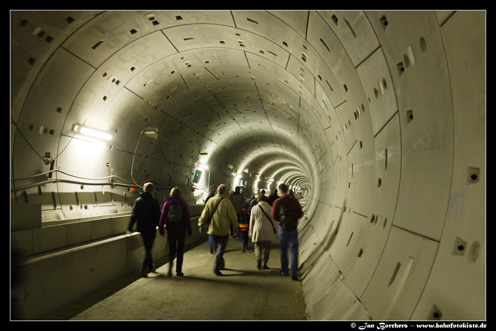 Tunnel U4