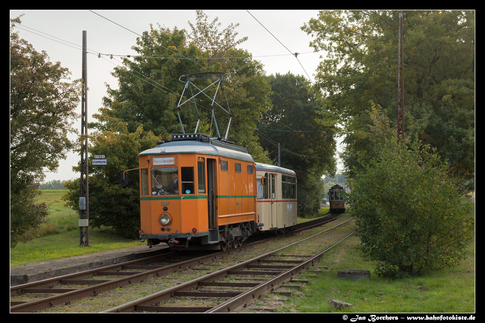 Wuppertal 3241 und Rostock 924