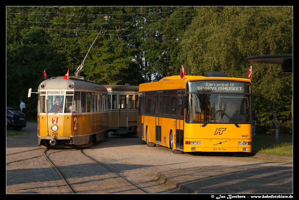 Tw 701 und Bus